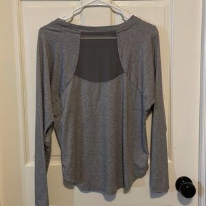 Athleta Gray Long Sleeve Mesh Hiking TOPANGA size‎ small